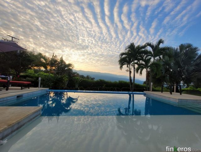 PALMARITO - Finca en La Mesa, Cundinamarca